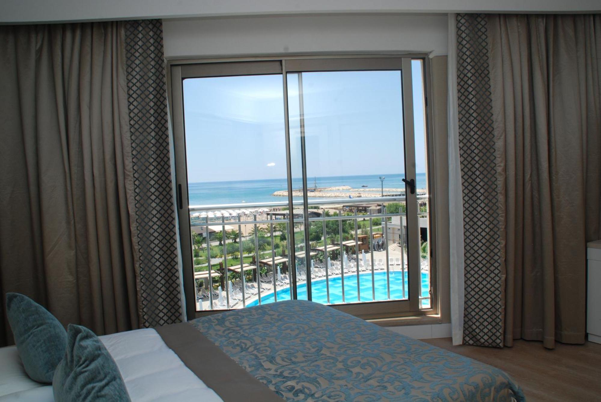 Seamelia Beach Resort Hotel & Spa Side Exterior foto
